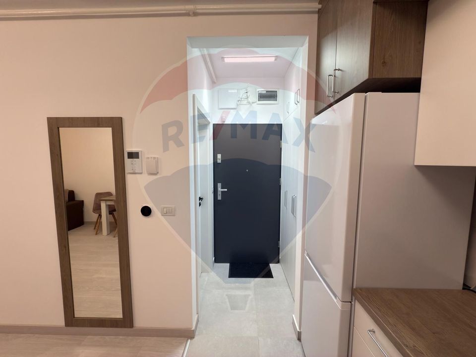 Apartament cu 2 camere în Adora Park