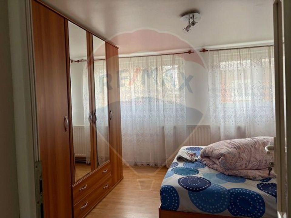 6 room House / Villa for sale