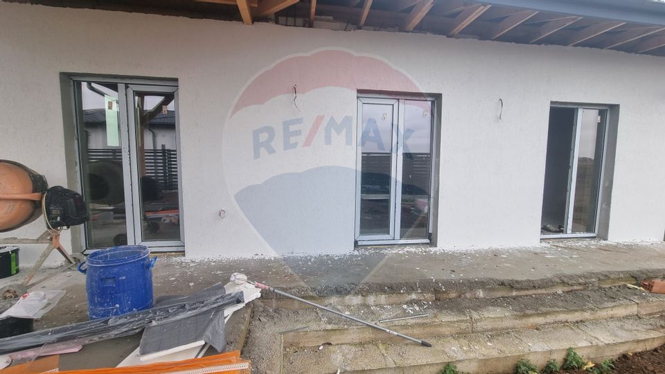 DE VANZARE - Casa 4 camere in Câmpia Vlăsiei/Dârza