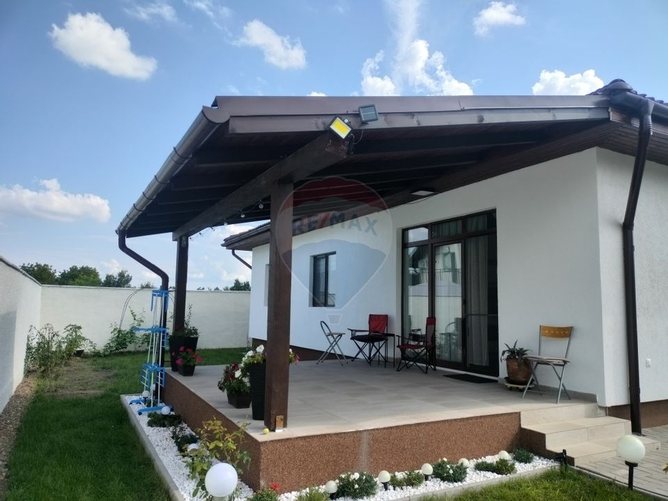 Casă cu 4 camere pe un singur nivel -Targu Mures (Sancraiu de Mures)