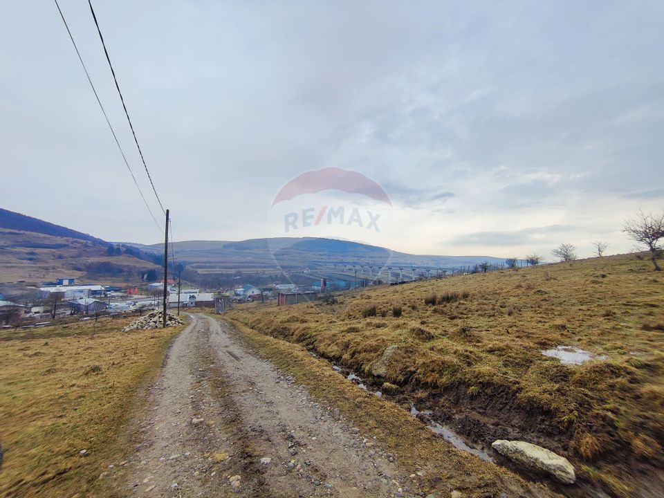 Teren de vanzare in zona Feleacu / Valcele