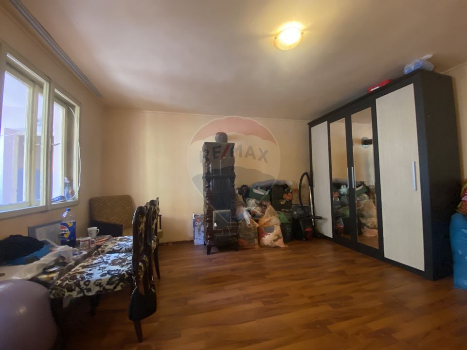 5 room House / Villa for sale