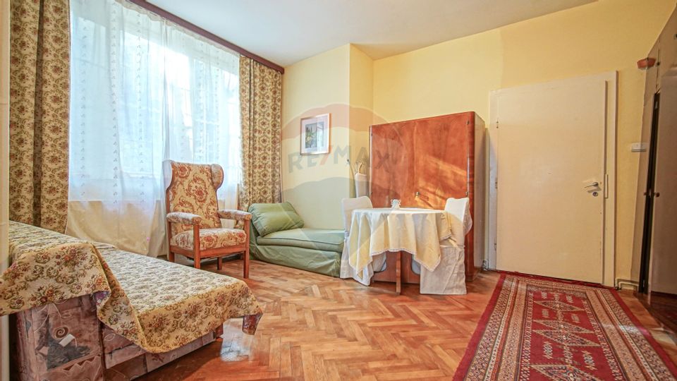 REZERVAT!Duplex cu aer burghez,  în vilă impunătoare pe Drumul Poienii