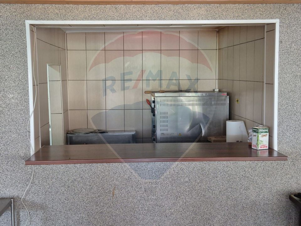 Spațiu comercial restaurant cu terasă de vânzare în  Olimp Constanța