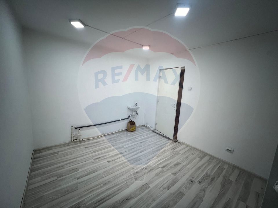 60sq.m Commercial Space for rent, Nord area