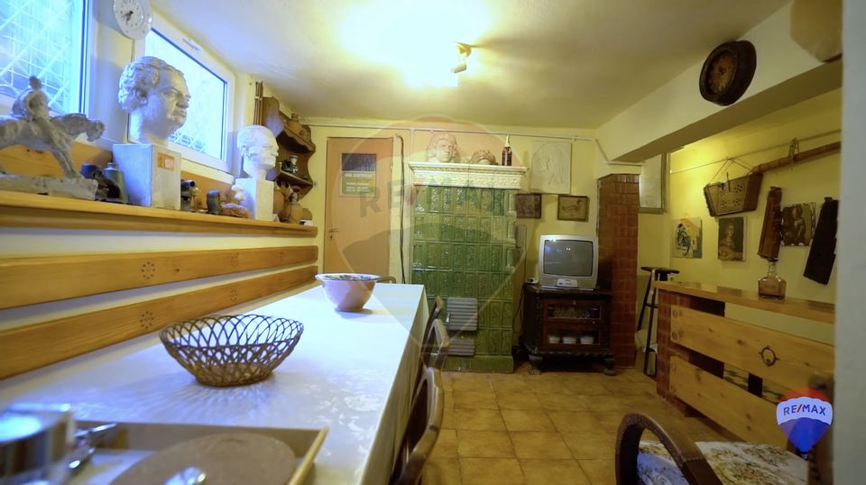 Casă cu poveste în Zamora, Bușteni