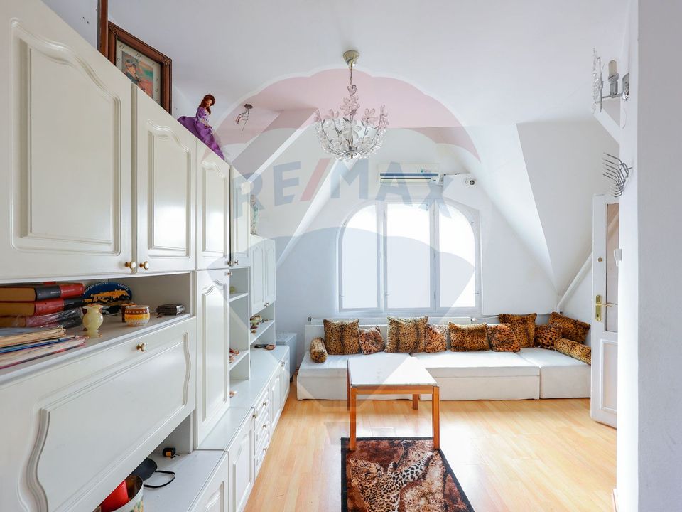 10 room House / Villa for sale, Central area