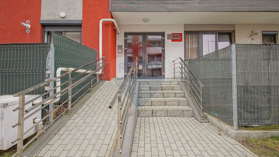 COMMISSION 0| 3 BEDROOMS|2 BATHROOMS| PREMIUM FURNISHED|14 MP BALCONY