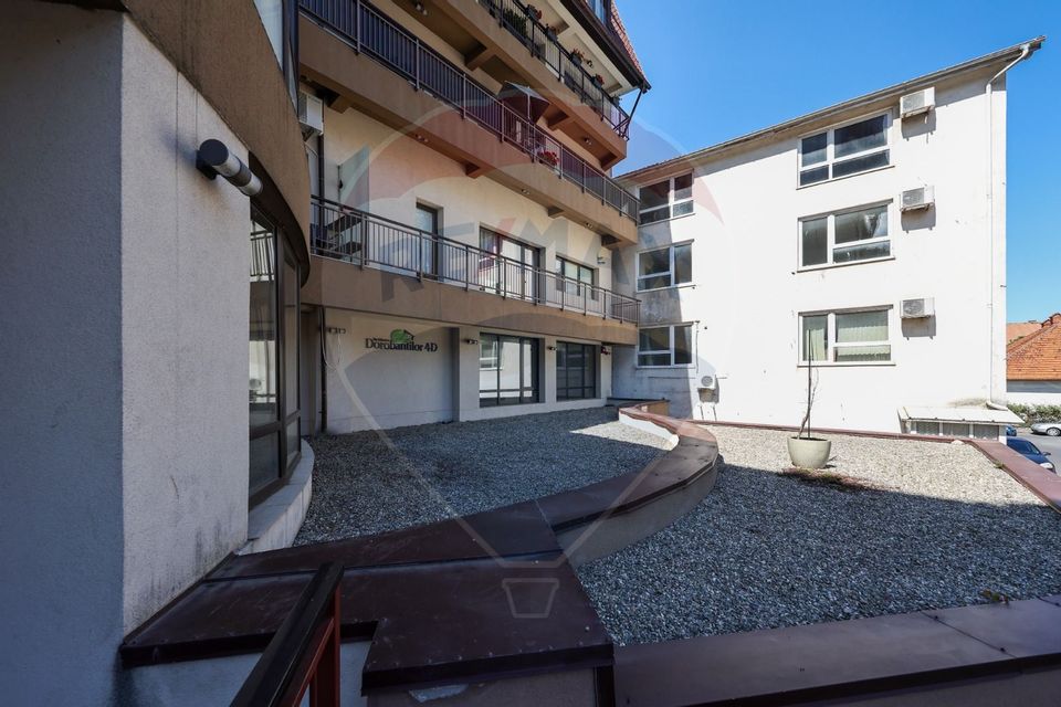 Apartament cu 3 camere, bloc exclusivist,  zona centrala, Brasov!