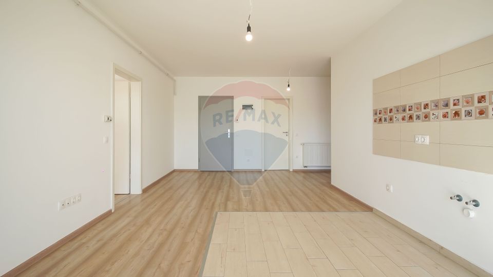 Apartament nelocuit cu priveliste deosebita|parcare|boxa