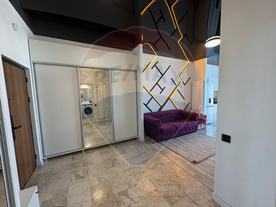 Vanzare Apartament cu 3 camere lux cu vedere la lac în zona Tomis Nord