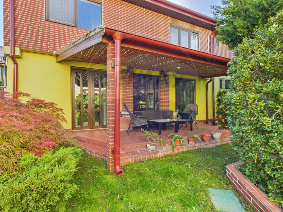 House / Villa Eroii Revolutiei area