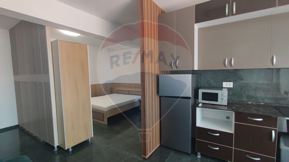 Apartament studio nou de inchiriat parcare inclusa zona ultracentral