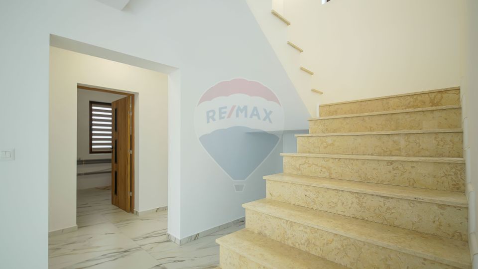 - REZERVAT- Casă Harman - Constructie 2025