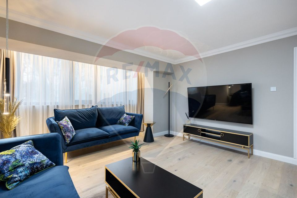 Apartament de lux 4 camere P-ta Victoriei zona Capitale