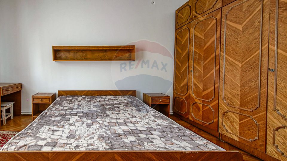 3 room Apartment for rent, Centrul Civic area