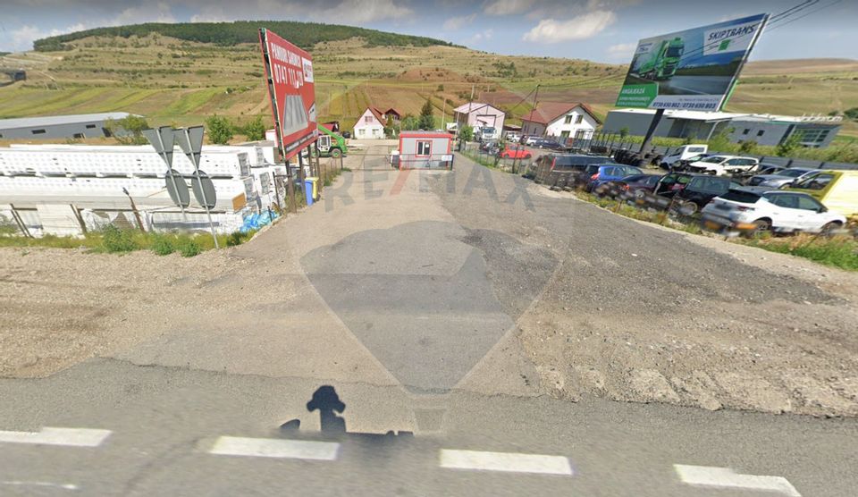 Teren industrial de vanzare – Valcele, 10.000 mp