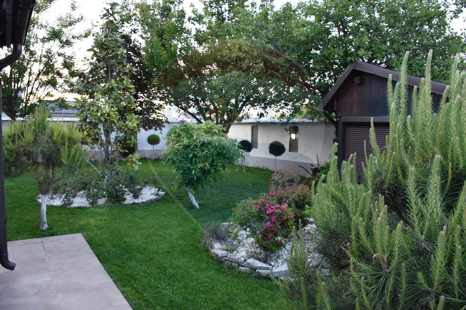 5 room House / Villa for sale