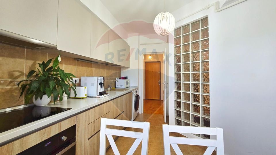 Închiriez apartament. 2 camere, Zorilor