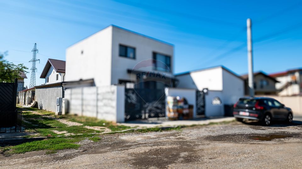 Vanzare vilă cu 4 camere si teren, zona Dobroesti