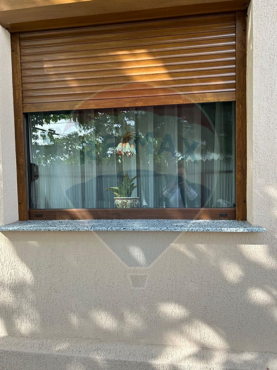 Casă Golesti cu 2 camere- teren 1296mp