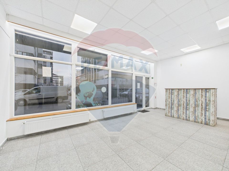Spațiu comercial compartimentat in zona Militari Residence