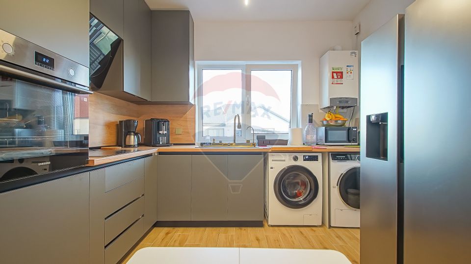 4 room House / Villa for sale