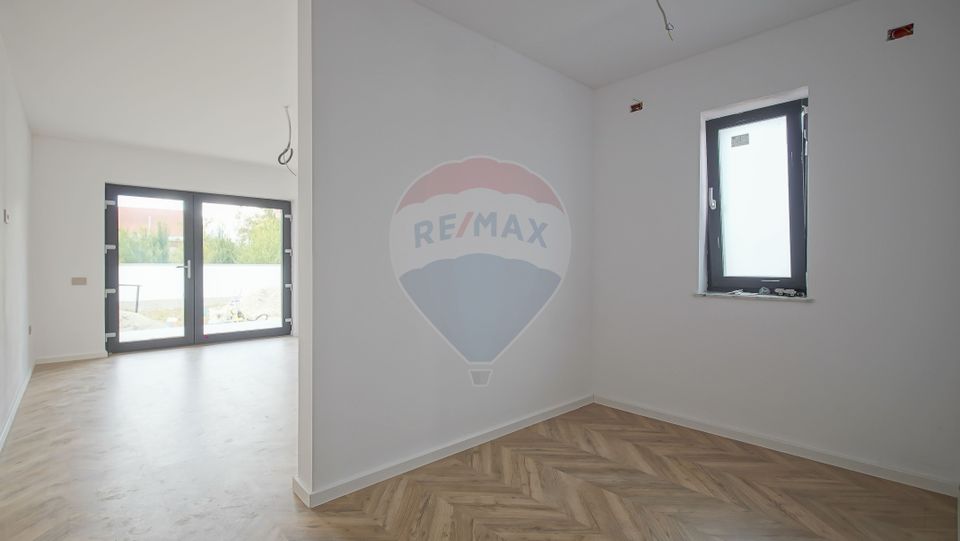 4 room House / Villa for sale, Stupini area