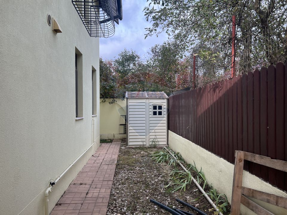 Casă / Vilă cu 5 camere de închiriat în zona Pipera