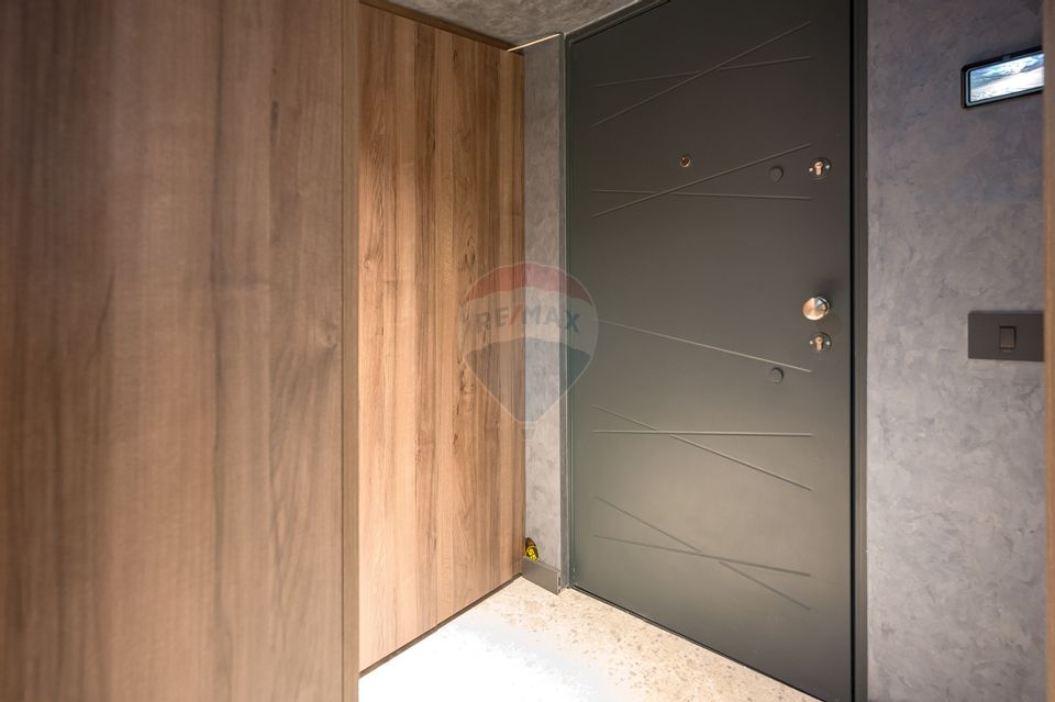 De vanzare! Studio boutique cu finisaje de lux, ultracentral, Brasov