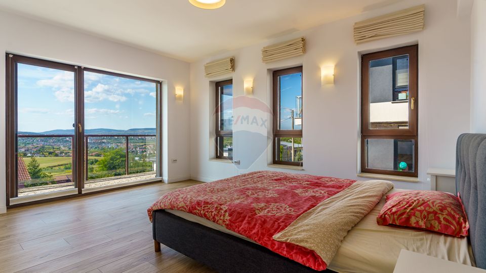 Duplex utilat si mobilat modern | 162 mp utili | garaj | panorama