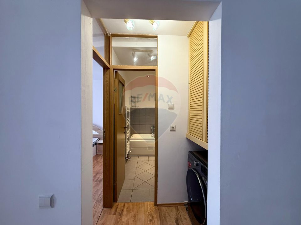 Apartament spațios de 2 dormitore + living open space