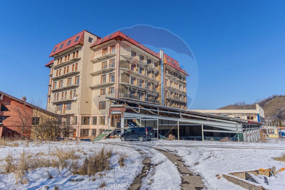 Activ Hotelier SubEvaluat | 18.000 mp construiti | 3 ha teren | BRASOV