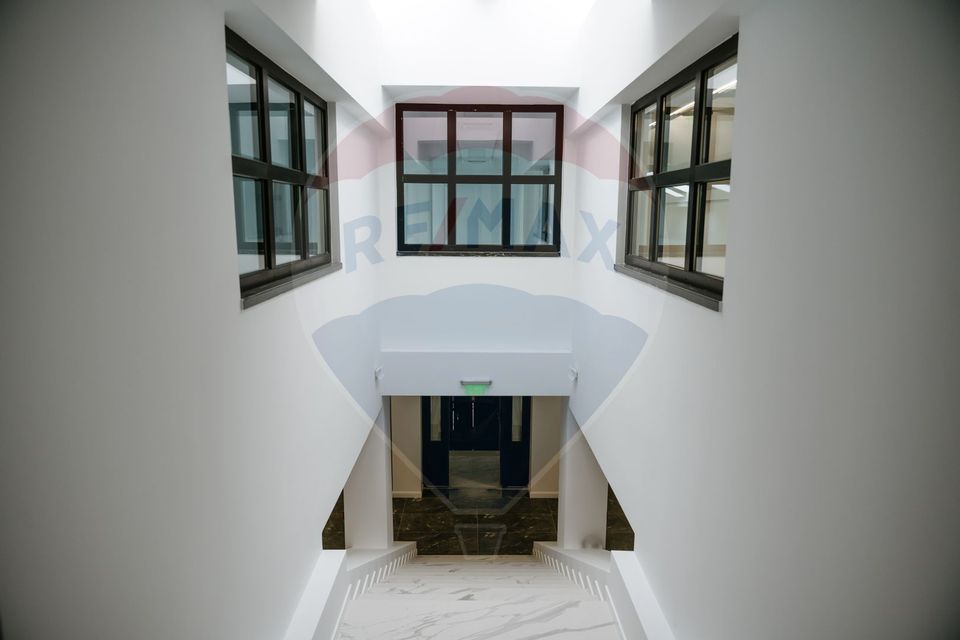 2,300sq.m Commercial Space for rent, Central area