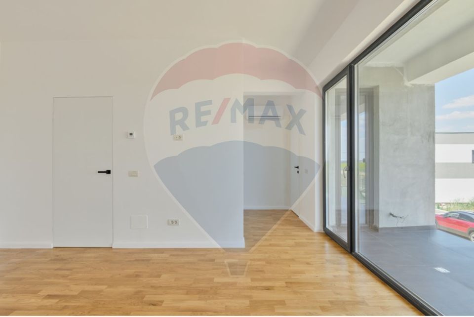 Vile cu teren generos și calitate superioară - predare Februarie 2025