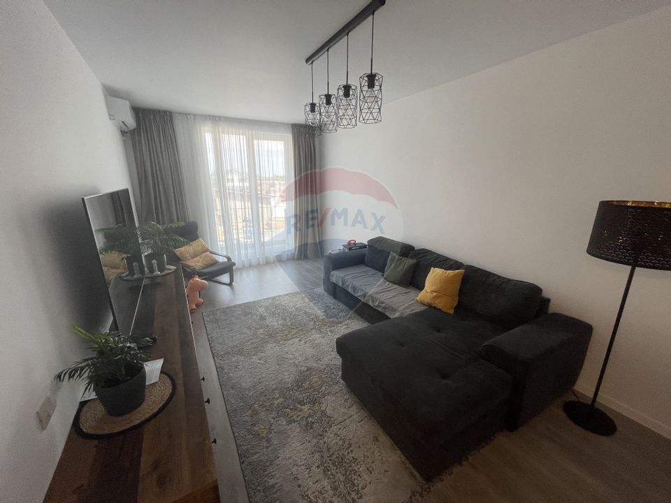 Vanzare Apartament 2 camere in zona Tunari