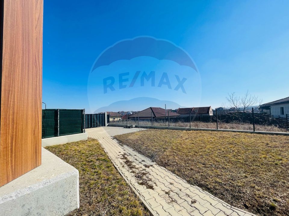 Casă modernă de vânzare  - Confort și eleganță în apropierea Clujului
