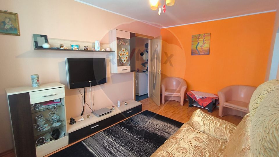 Apartament cu 2 camere de vânzare în zona Micro 39