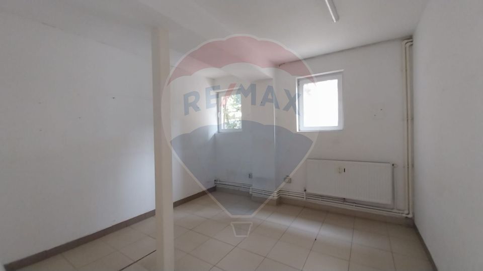 234sq.m Commercial Space for rent, Brotacei area