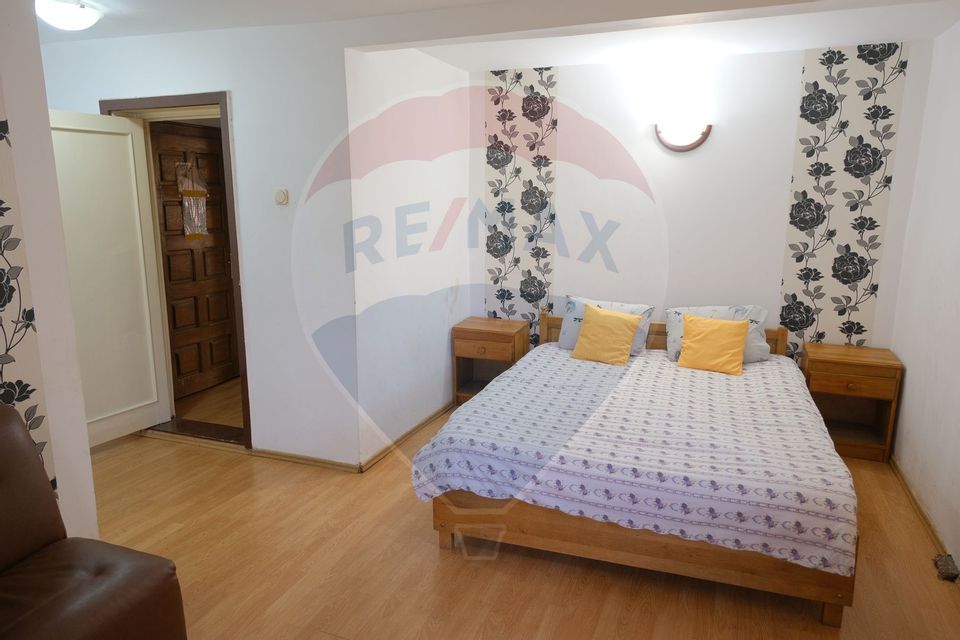 14 room Hotel / Pension for rent, Vest area