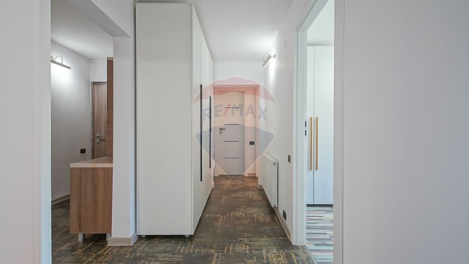 Comision 0 %! Apartament cu 4 camere de vânzare! Movilei