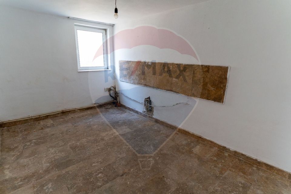 4 room House / Villa for sale, Central area