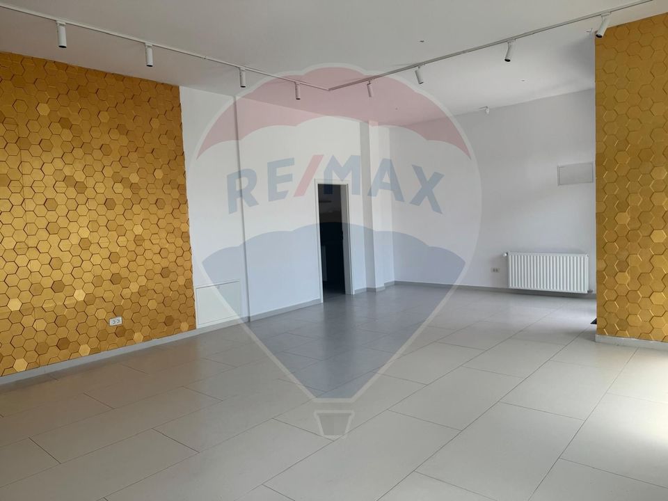 70sq.m Commercial Space for rent, Universitatii area