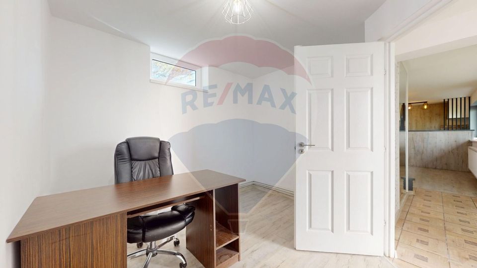 6 room House / Villa for rent, Aurel Vlaicu area