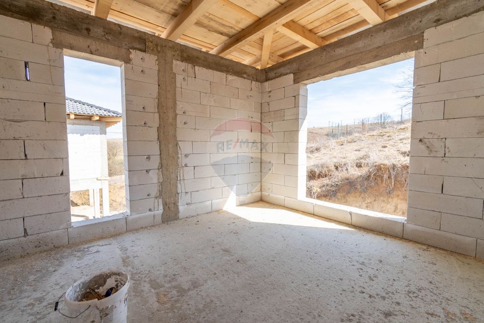 Casa Individuala de Vanzare – 4 Camere | Jucu de Sus