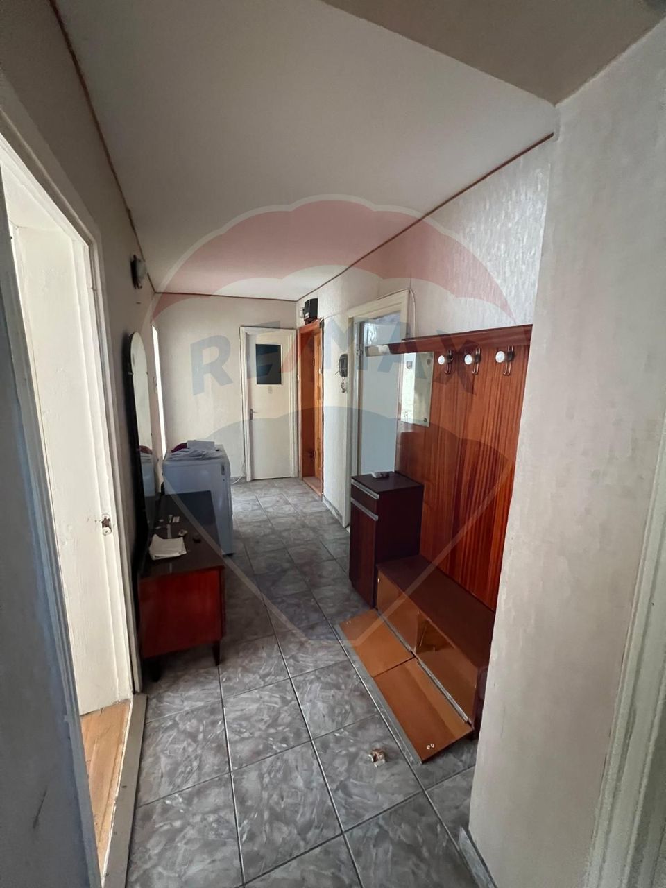 Apartament 3 camere în zona Pompieri