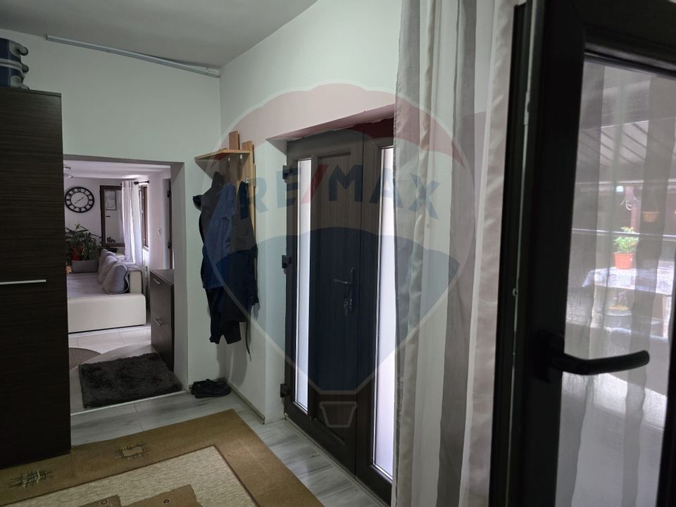 5 room House / Villa for sale