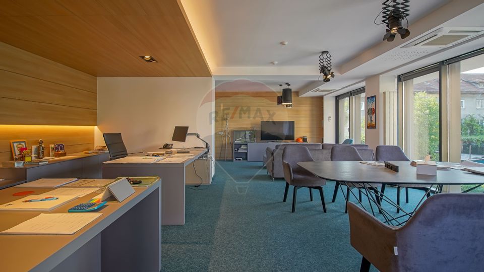 Birou “la cheie” de închiriat, complet mobilat și utilat – Brașov