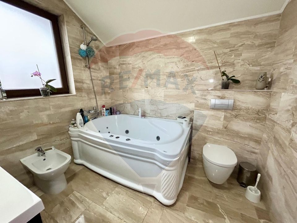 Casa/Vilă cu 4 camere de vânzare in Santandrei