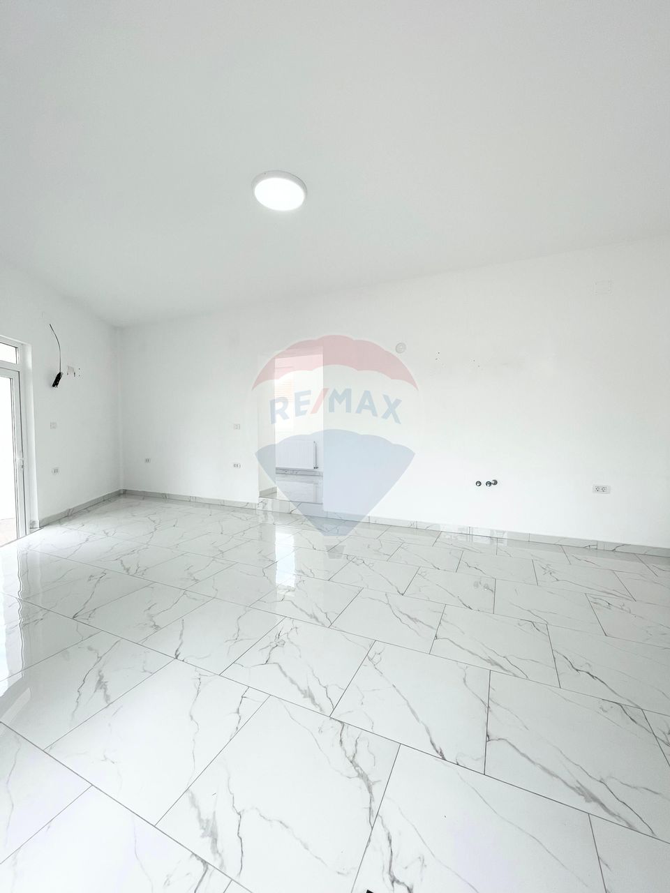 Spațiu comercial stradal de inchiriat